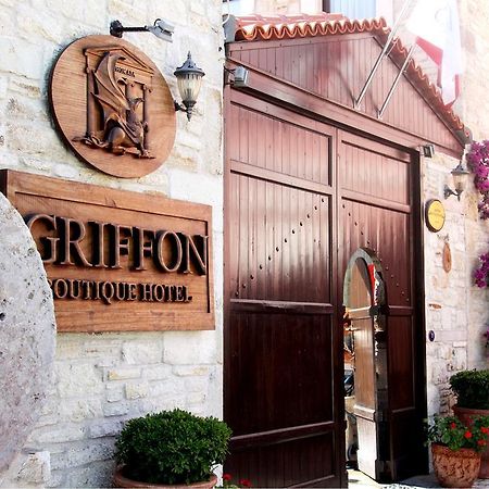 Griffon Hotel Yenifoca エクステリア 写真